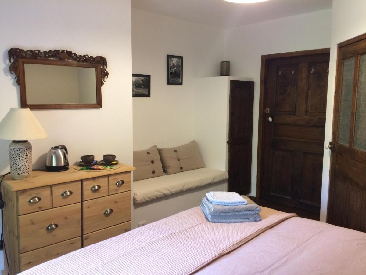 Le Val D'Ailleurs Bed & Breakfast Jausiers Bagian luar foto